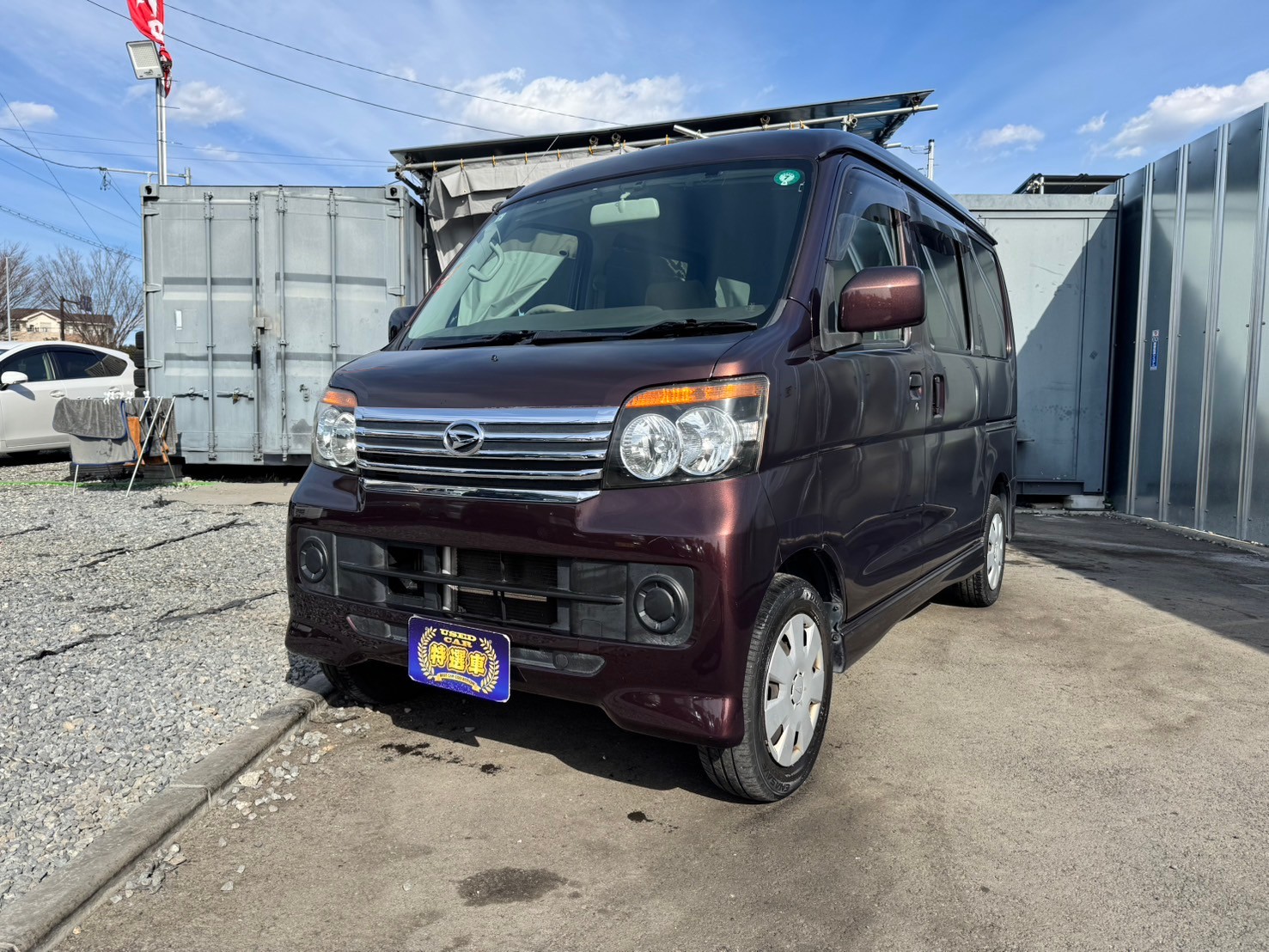 Vehicle image 6