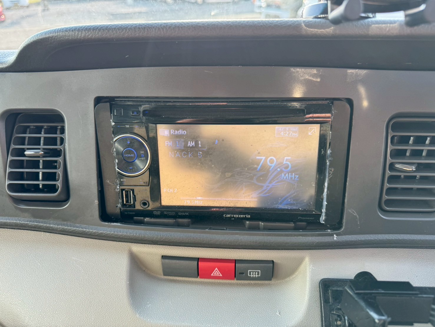 Vehicle image 8